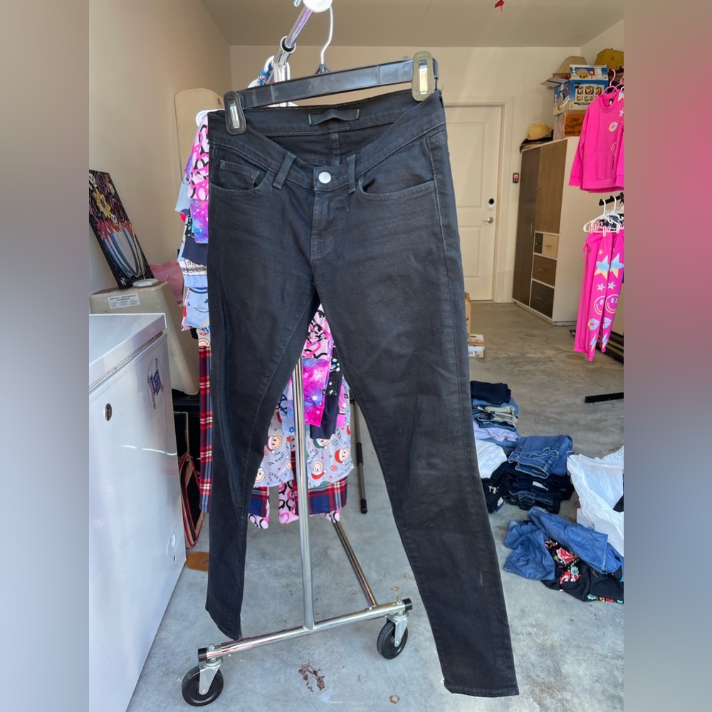 Black J Brand women’s skinny jeans size 25